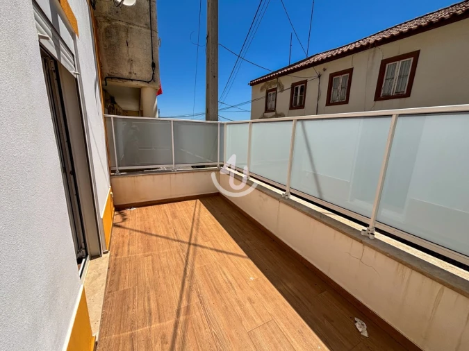 Moradia T2 para Venda em São Martinho do Porto Foto 3