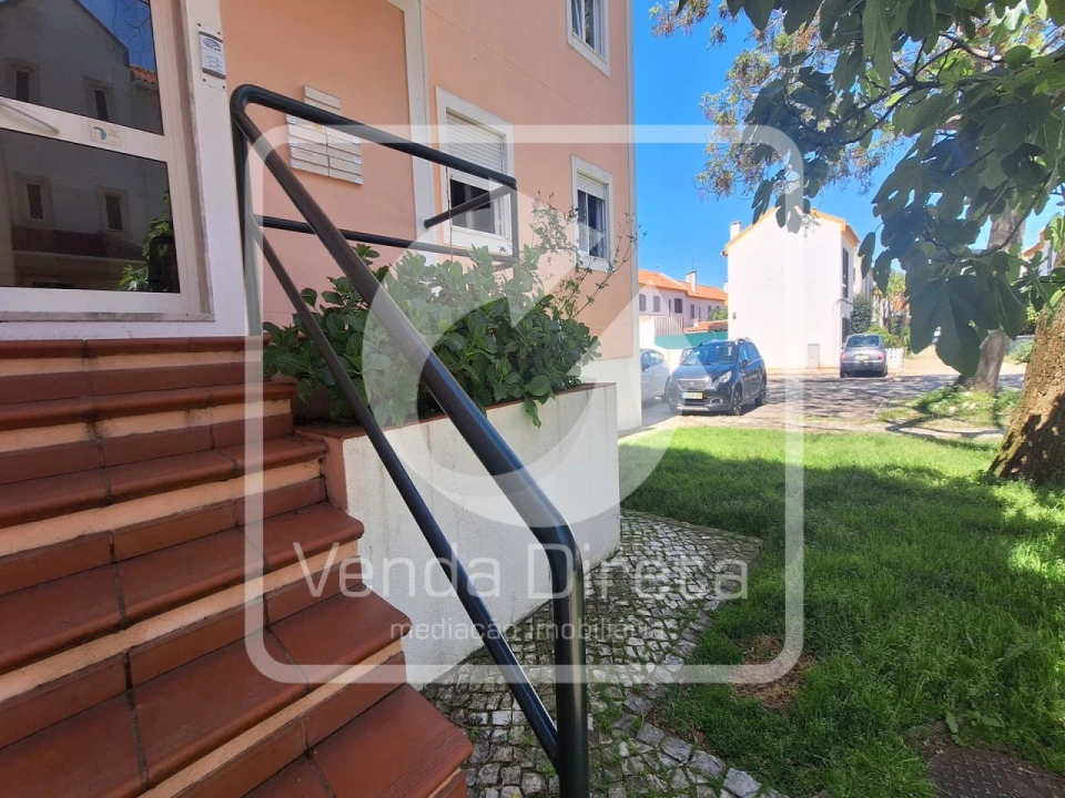 Apartamento T3 para Arrendamento em Azeitão (São Lourenço e São Simão) Foto 23