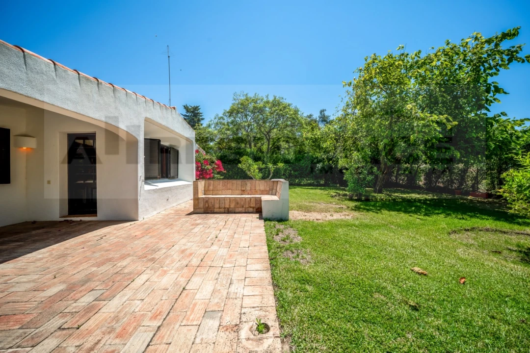 Moradia T2 para Venda em Albufeira e Olhos de Água Foto 34