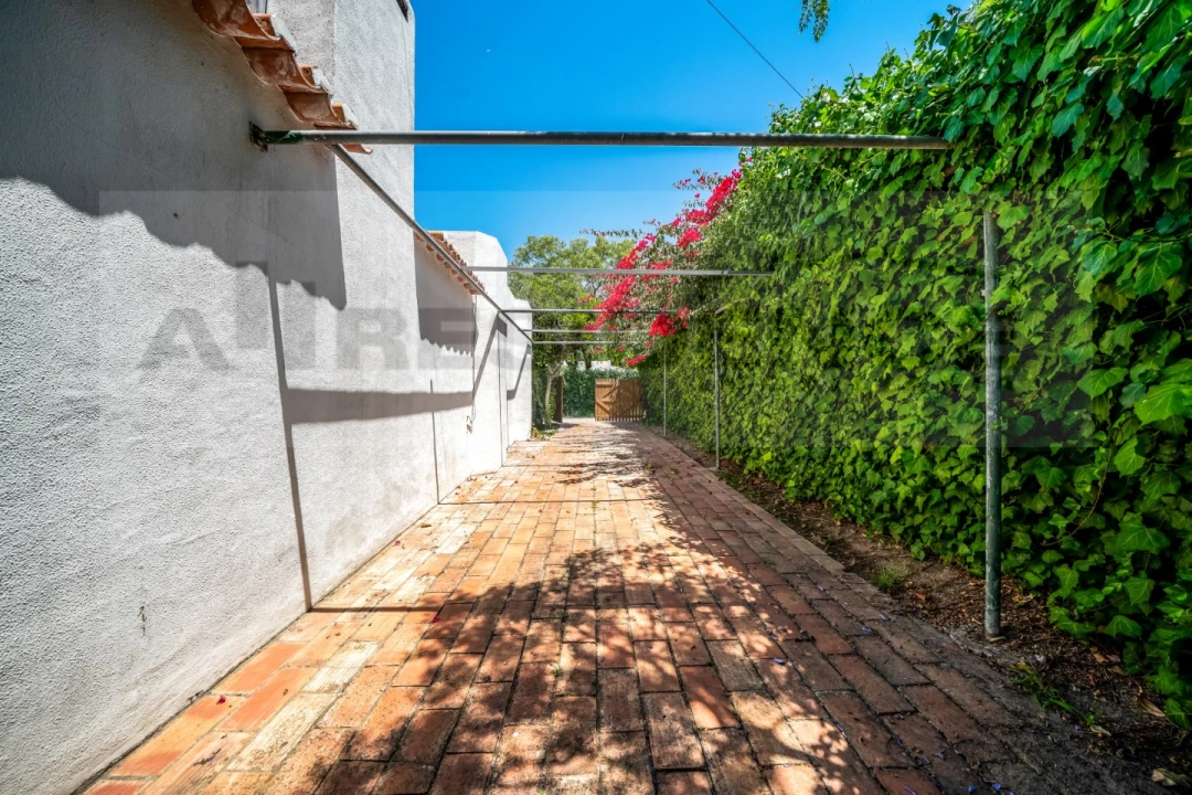 Moradia T2 para Venda em Albufeira e Olhos de Água Foto 37
