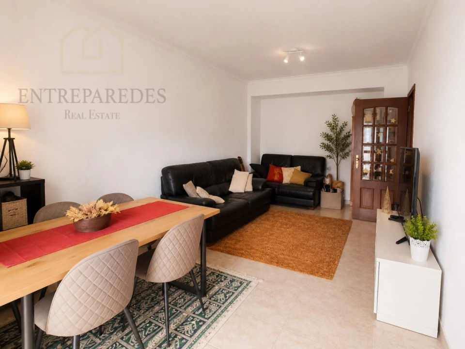 Apartamento T2 para Venda em Cidade da Maia Foto 1