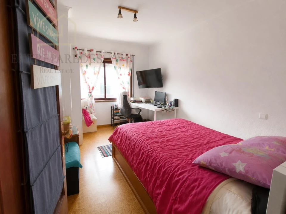Apartamento T2 para Venda em Cidade da Maia Foto 8