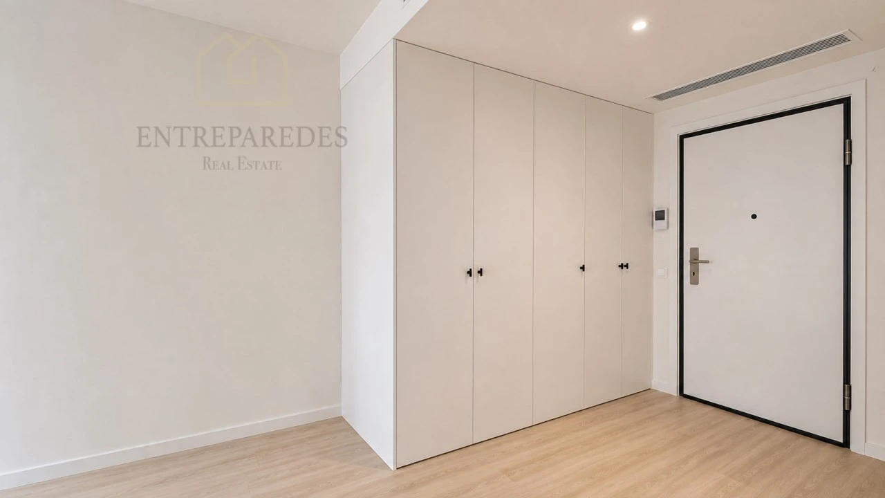 Apartamento T1 para Venda em Cedofeita, Santo Ildefonso, Sé, Miragaia, São Nicolau e Vitória Foto 8