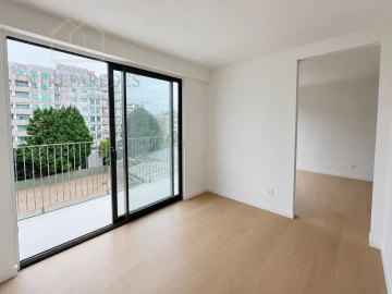 Apartamento T1 para Venda em Cedofeita, Santo Ildefonso, Sé, Miragaia, São Nicolau e Vitória