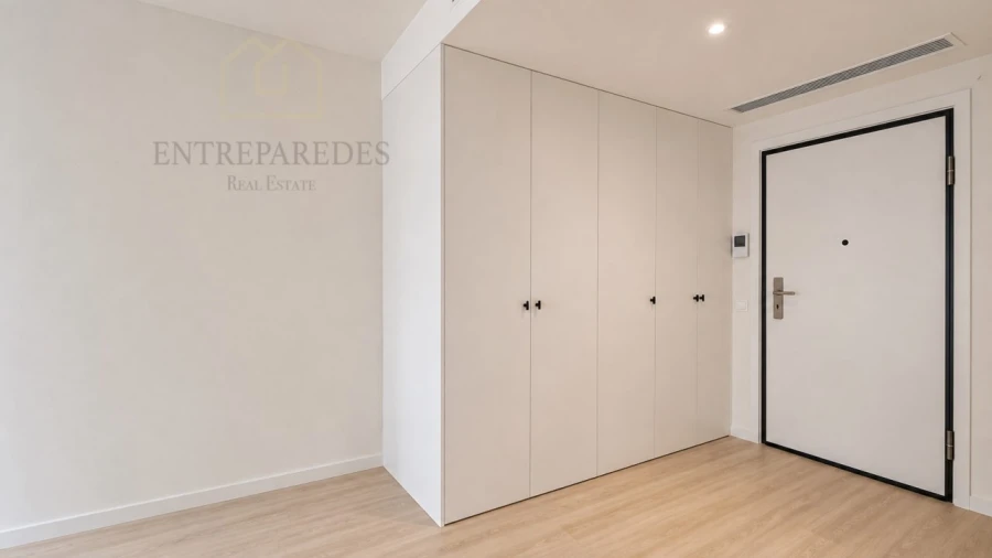 Apartamento T1 para Venda em Cedofeita, Santo Ildefonso, Sé, Miragaia, São Nicolau e Vitória Foto 8