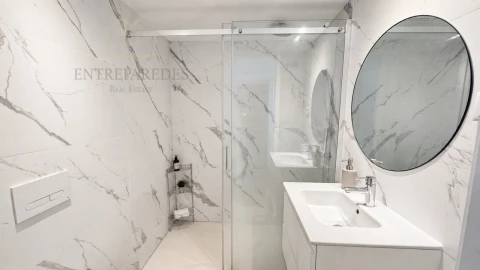 Apartamento T2 para Venda em Campanhã