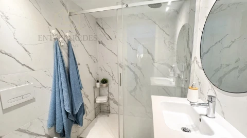 Apartamento T2 para Venda em Campanhã