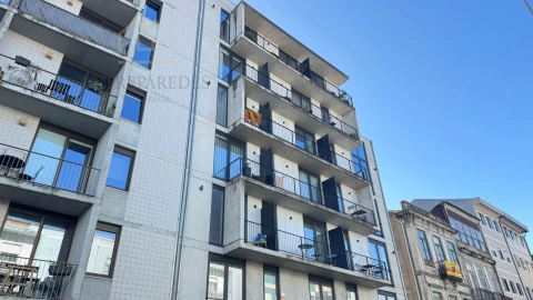Apartamento T2 para Venda em Campanhã