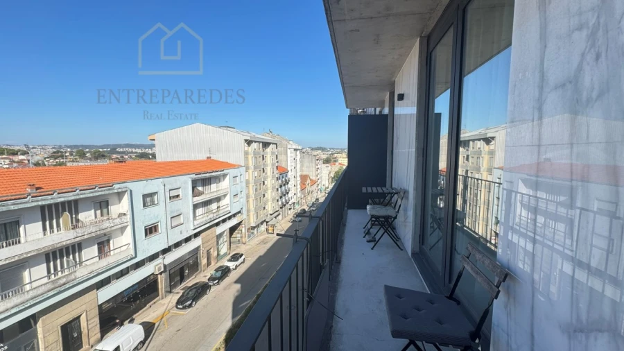Apartamento T2 para Venda em Campanhã Foto 2