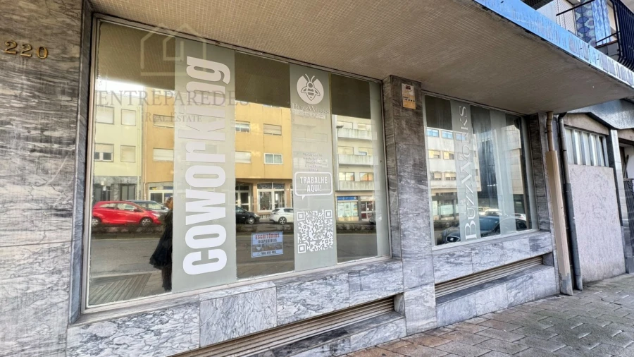 Apartamento T2 para Venda em Campanhã Foto 24