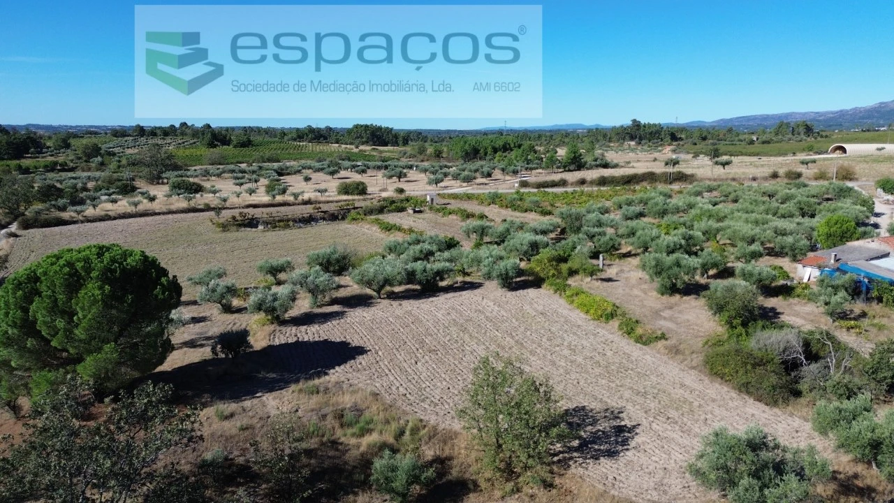 Terreno para Venda em Orca Foto 59
