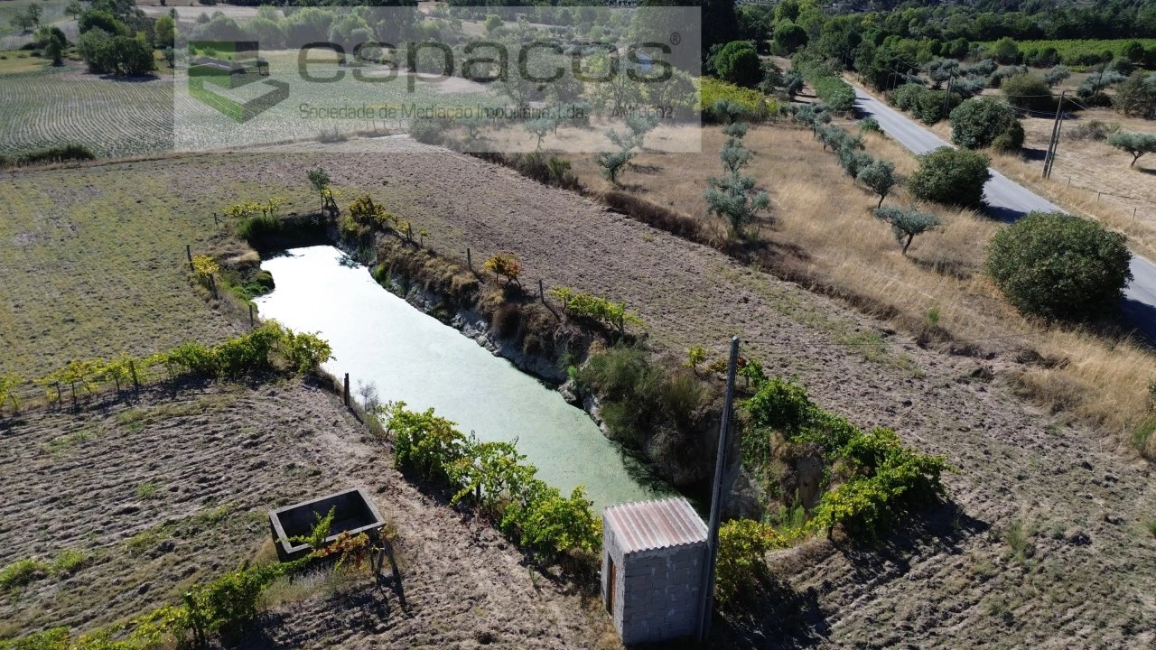 Terreno para Venda em Orca Foto 1