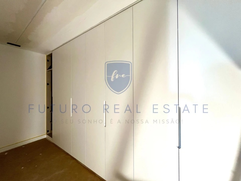 Apartamento T2 para Venda em Camara de Lobos Foto 13