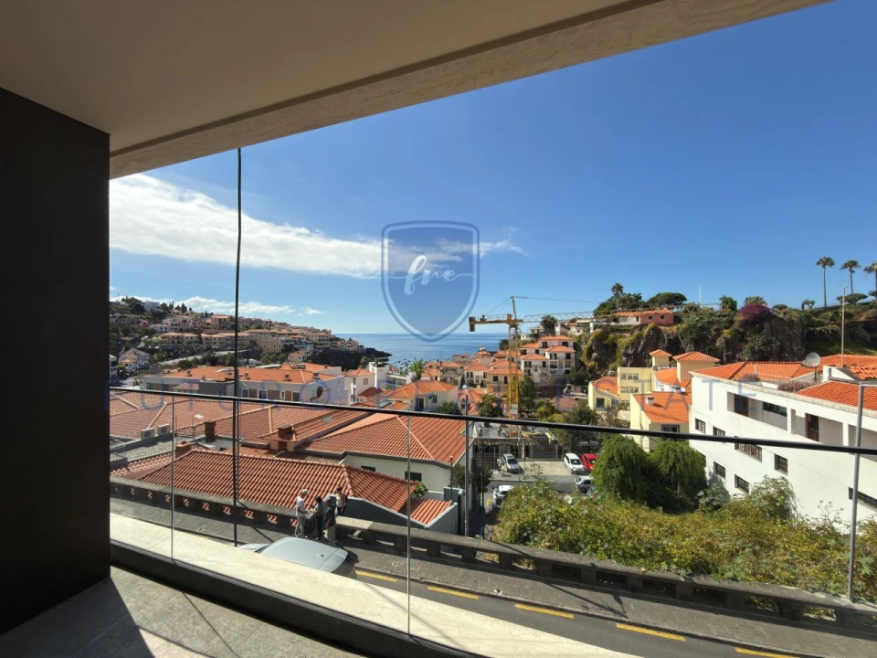 Apartamento T2 para Venda em Camara de Lobos Foto 16