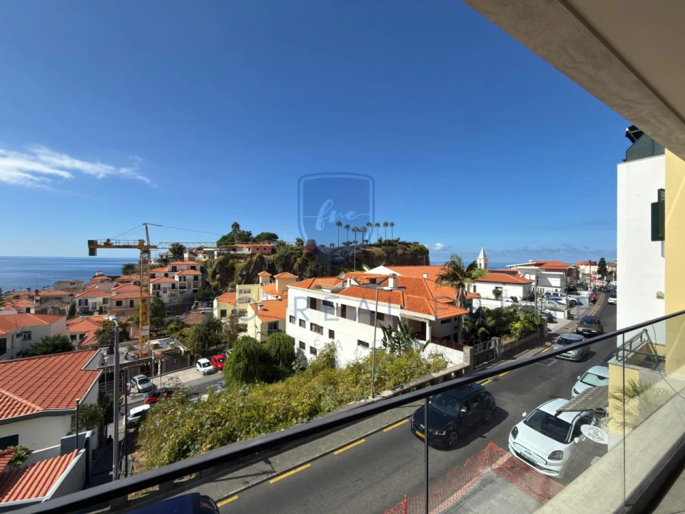 Apartamento T2 para Venda em Camara de Lobos Foto 17
