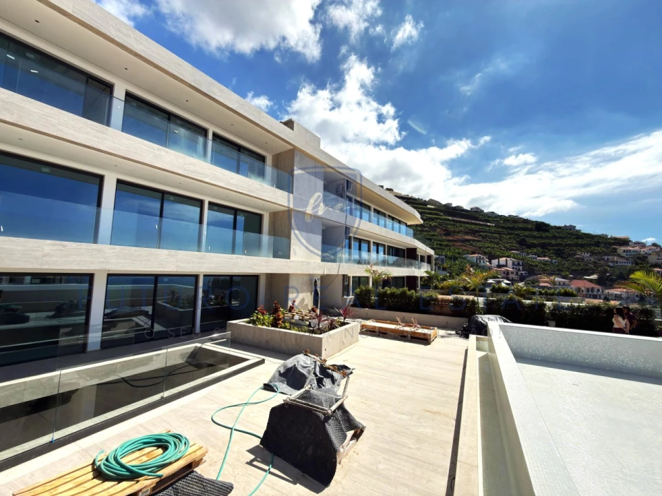 Apartamento T2 para Venda em Camara de Lobos Foto 29
