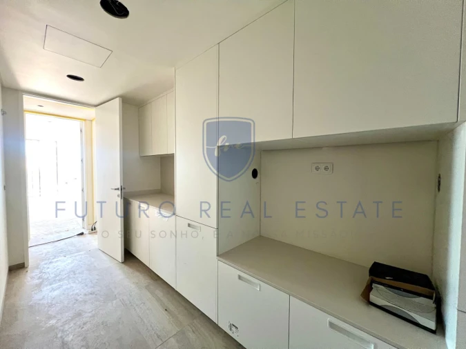 Apartamento T2 para Venda em Camara de Lobos Foto 4