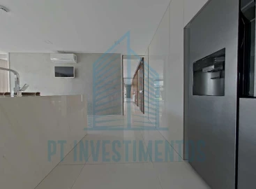 Moradia T5 para Venda em Santa Joana