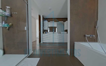 Moradia T5 para Venda em Santa Joana
