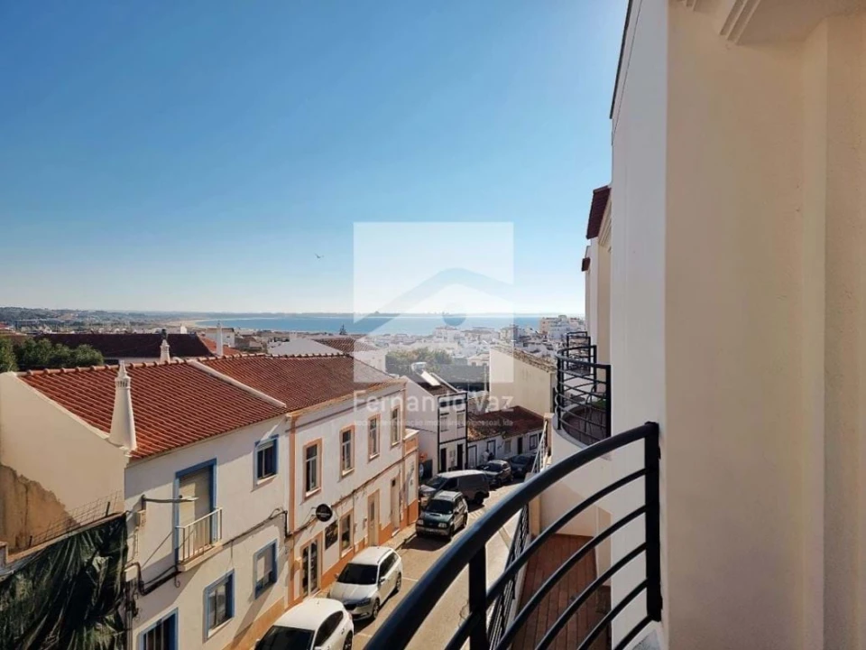 Apartamento T2 para Venda em Lagos (São Sebastião e Santa Maria) Foto 1