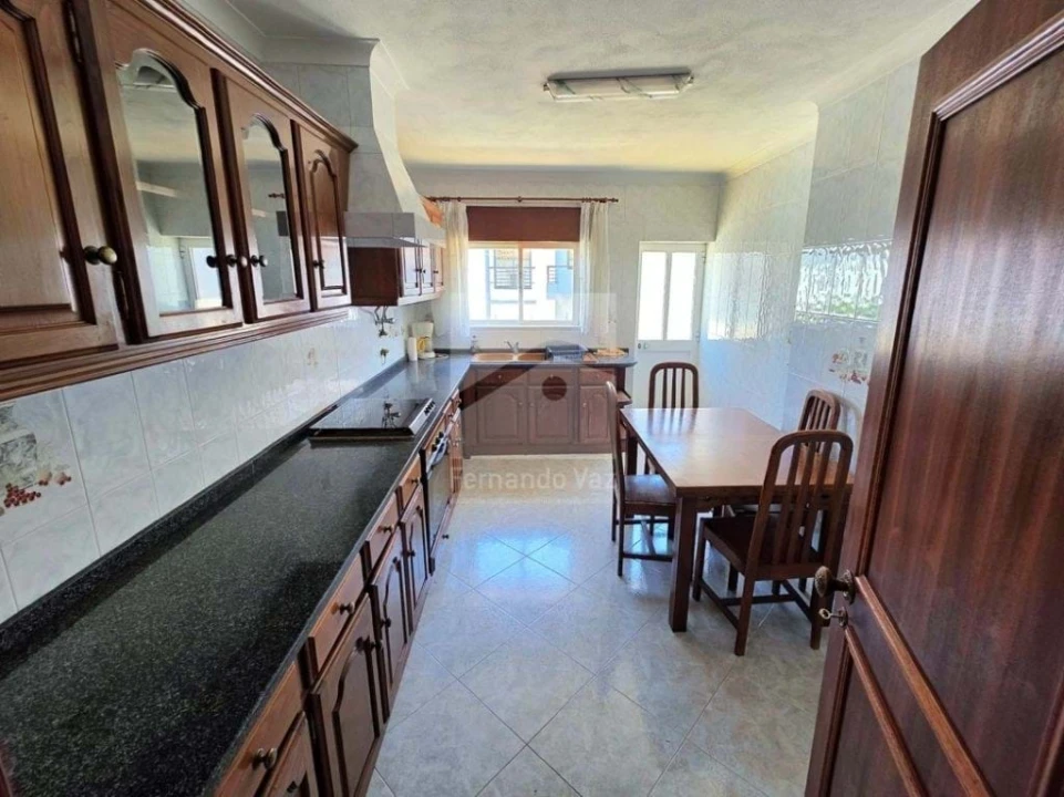 Apartamento T2 para Venda em Lagos (São Sebastião e Santa Maria) Foto 8
