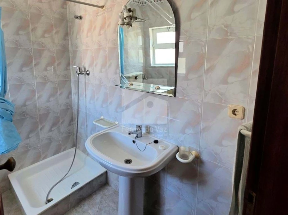 Apartamento T2 para Venda em Lagos (São Sebastião e Santa Maria) Foto 13