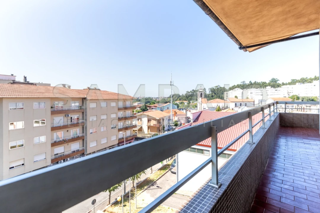 Apartamento T3 para Venda em Fânzeres e São Pedro da Cova Foto 8
