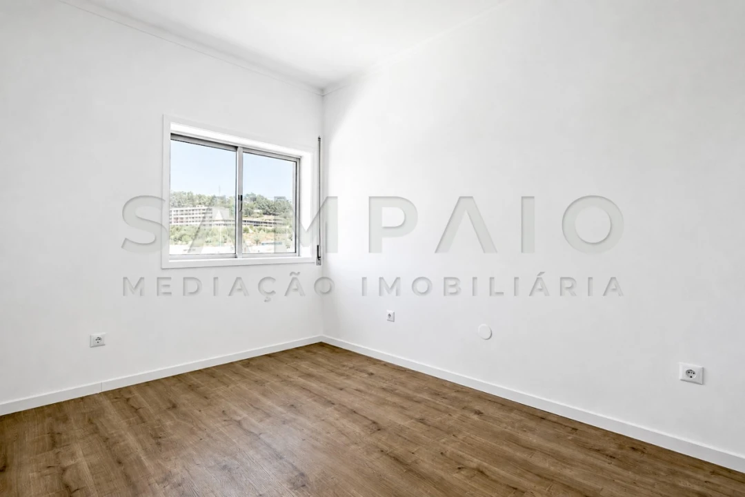 Apartamento T3 para Venda em Fânzeres e São Pedro da Cova Foto 10