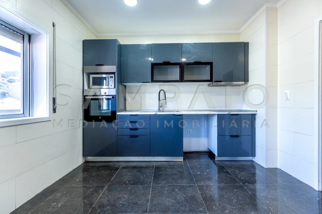 Apartamento T3 para Venda em Fânzeres e São Pedro da Cova Foto 36