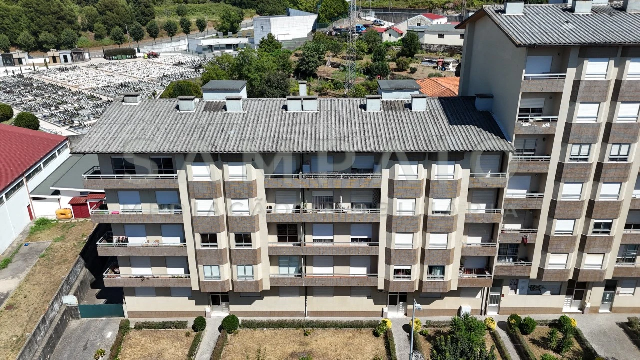 Apartamento T3 para Venda em Fânzeres e São Pedro da Cova Foto 42
