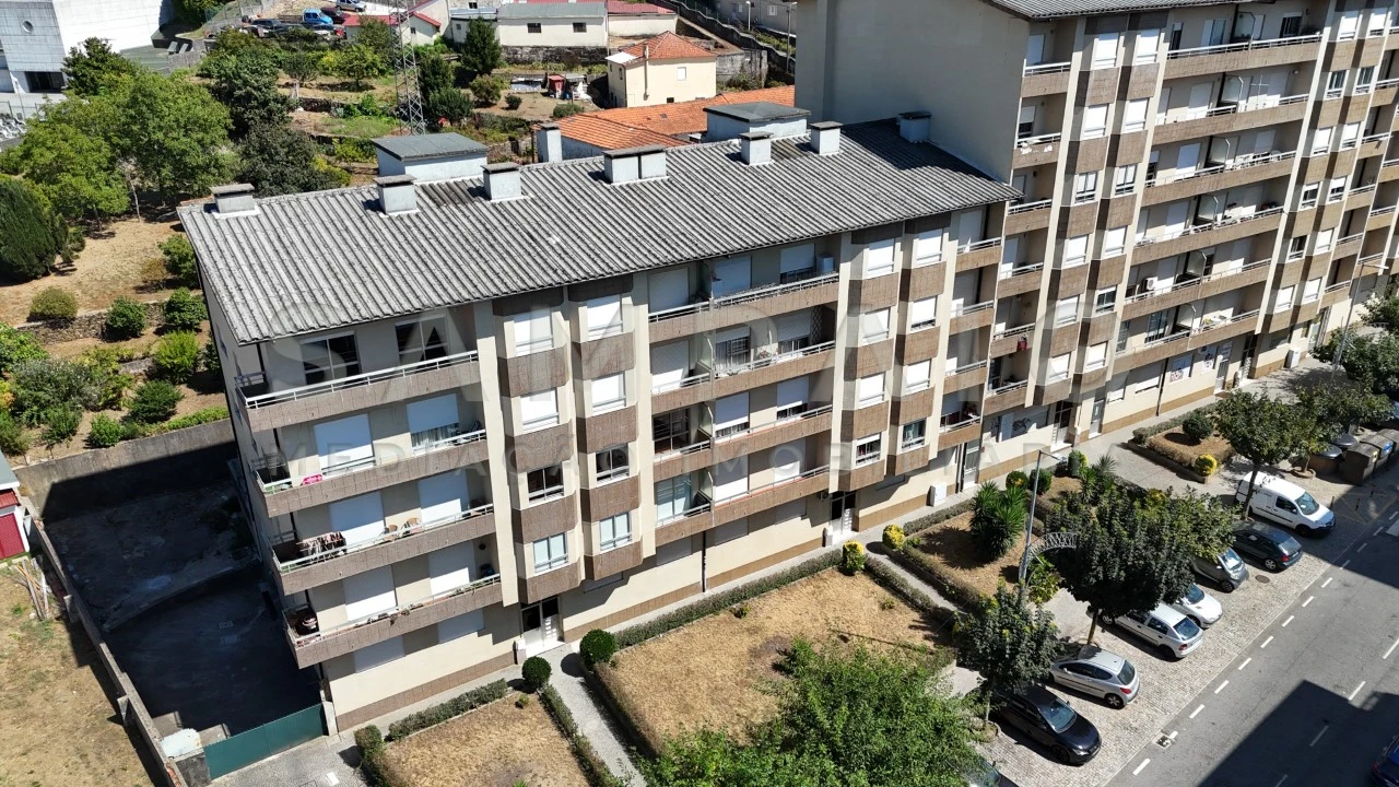 Apartamento T3 para Venda em Fânzeres e São Pedro da Cova Foto 43