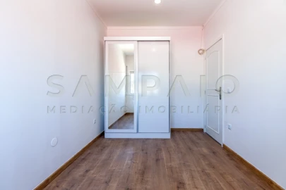 Apartamento T3 para Venda em Fânzeres e São Pedro da Cova