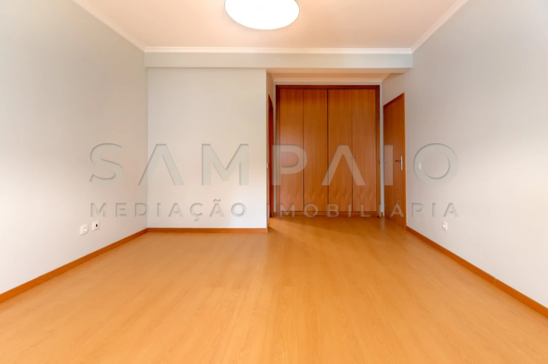 Apartamento T2 para Venda em Baguim do Monte (Rio Tinto) Foto 25