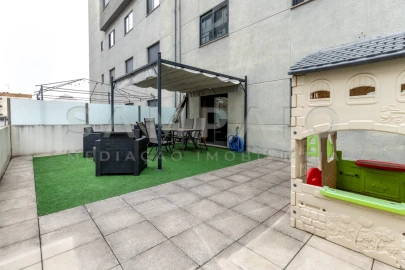 Apartamento T2 para Venda em Baguim do Monte (Rio Tinto)