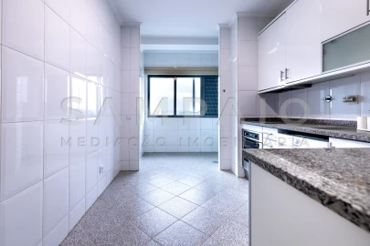 Apartamento T2 para Venda em Baguim do Monte (Rio Tinto)