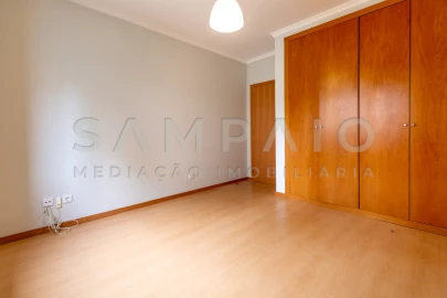 Apartamento T2 para Venda em Baguim do Monte (Rio Tinto)