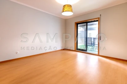 Apartamento T2 para Venda em Baguim do Monte (Rio Tinto)