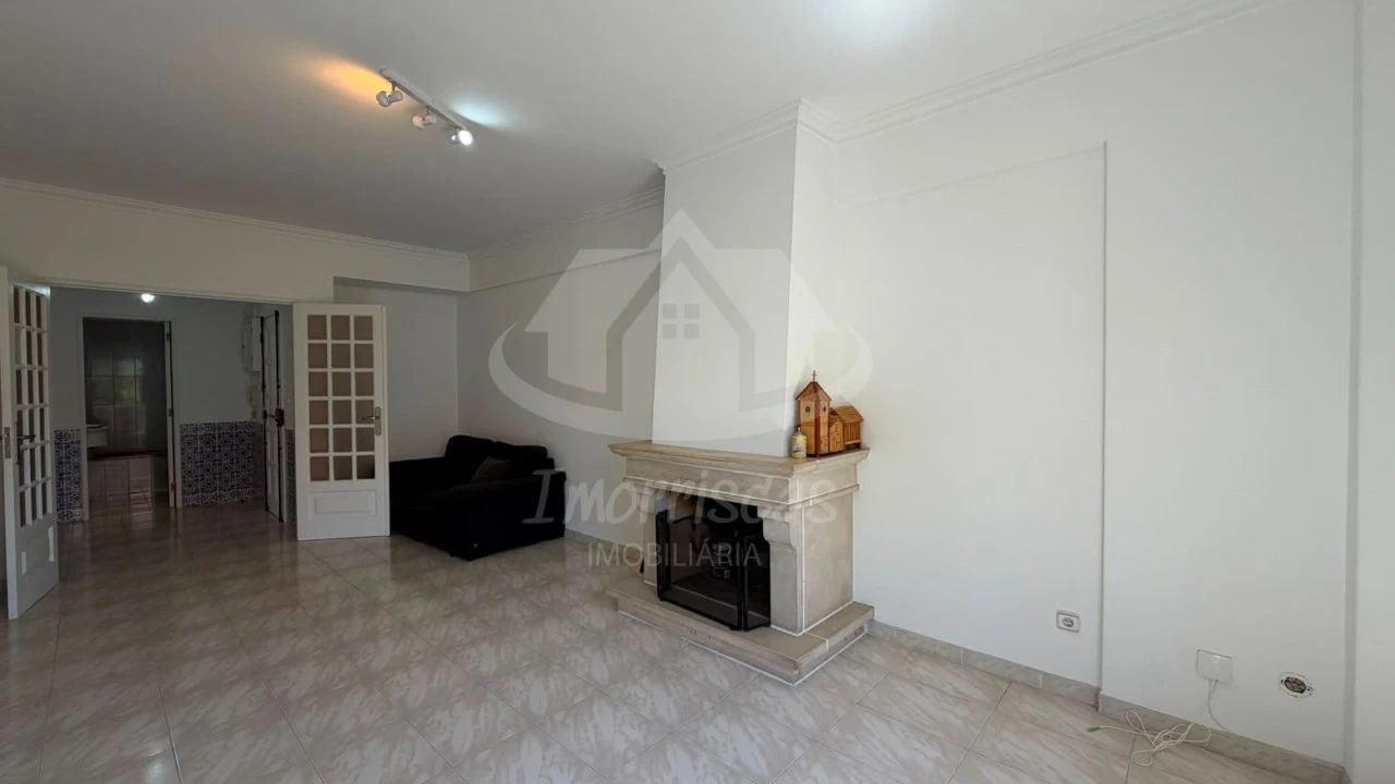 Apartamento T2 para Venda em Santa Iria de Azoia, São João da Talha e Bobadela Foto 6