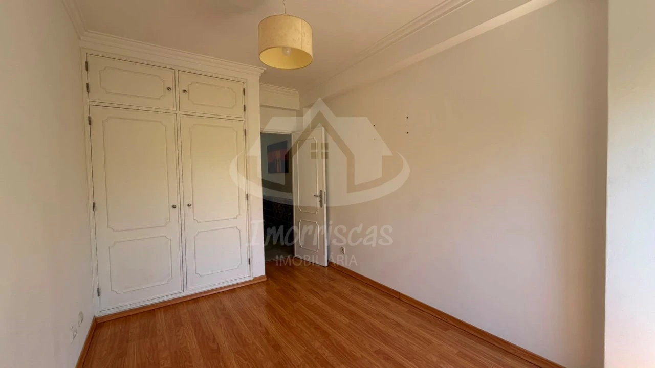 Apartamento T2 para Venda em Santa Iria de Azoia, São João da Talha e Bobadela Foto 14