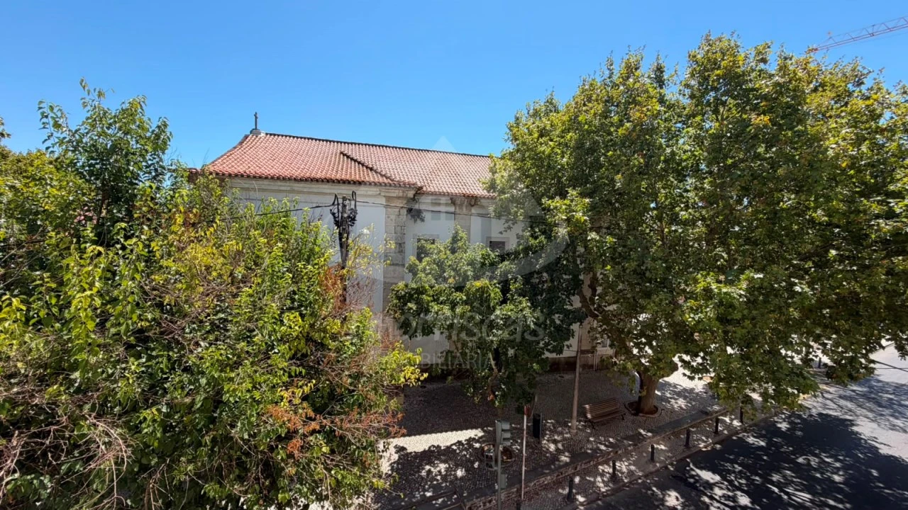 Apartamento T2 para Venda em Santa Iria de Azoia, São João da Talha e Bobadela Foto 32
