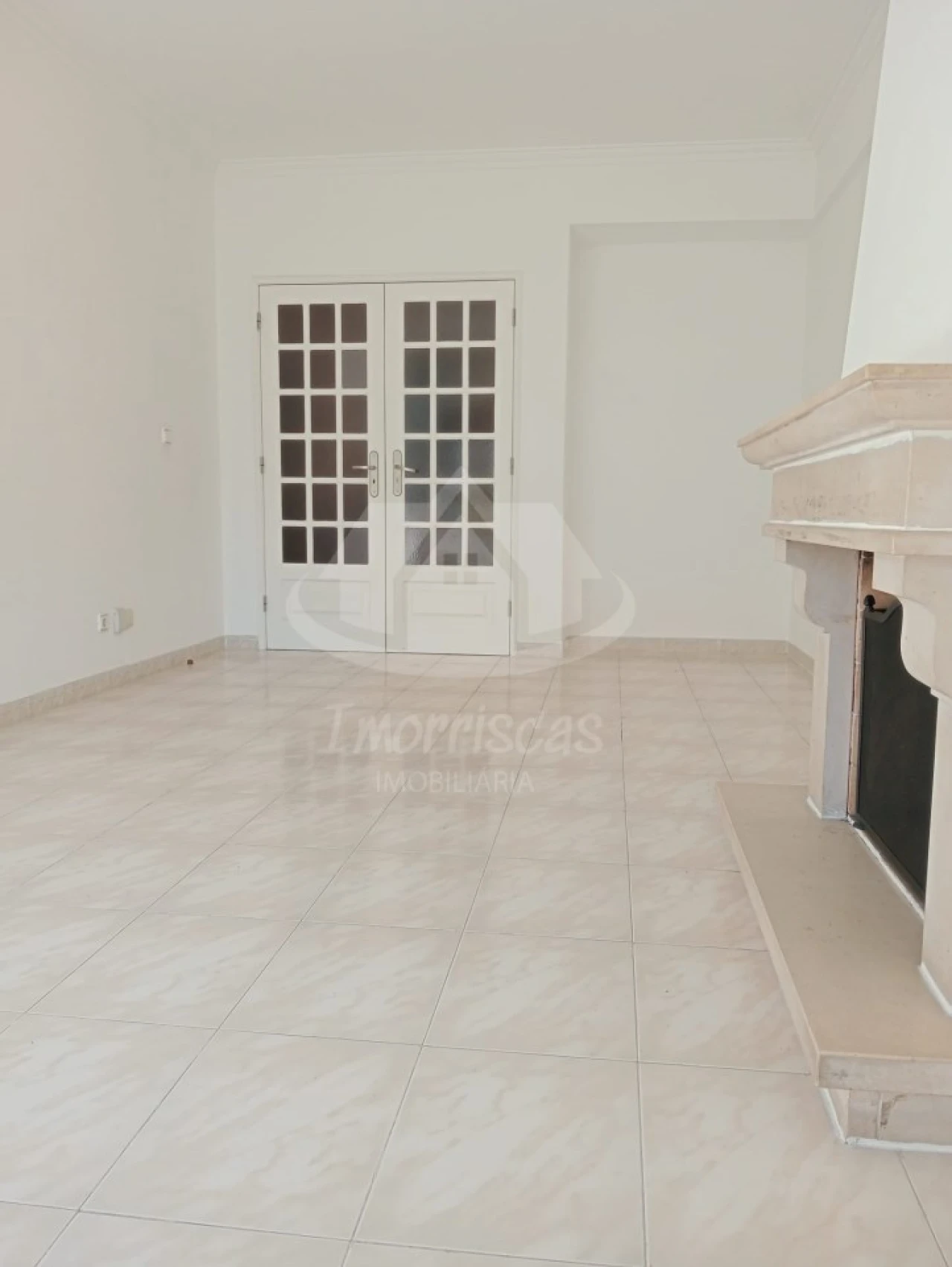 Apartamento T2 para Venda em Santa Iria de Azoia, São João da Talha e Bobadela Foto 4