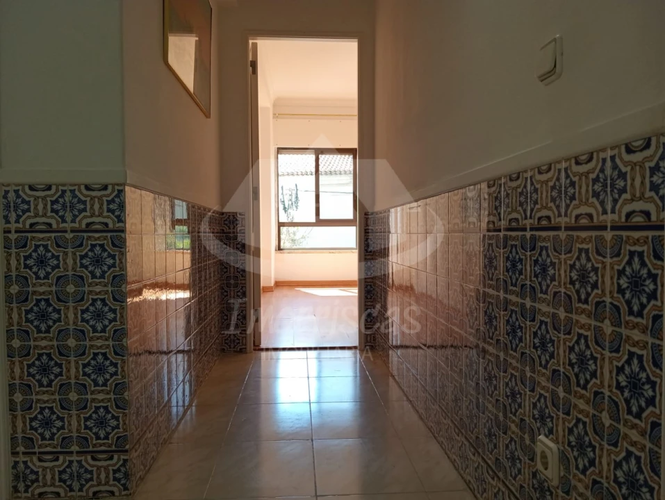 Apartamento T2 para Venda em Santa Iria de Azoia, São João da Talha e Bobadela Foto 16