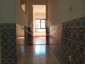 Apartamento T2 para Venda em Santa Iria de Azoia, São João da Talha e Bobadela