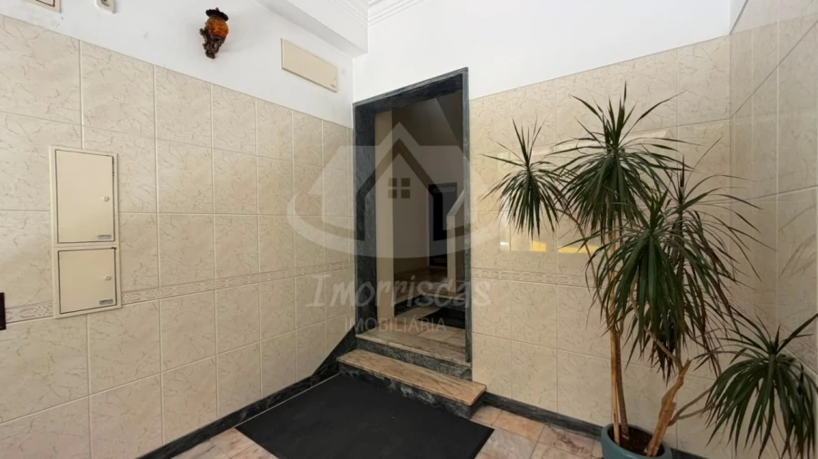 Apartamento T2 para Venda em Santa Iria de Azoia, São João da Talha e Bobadela Foto 27