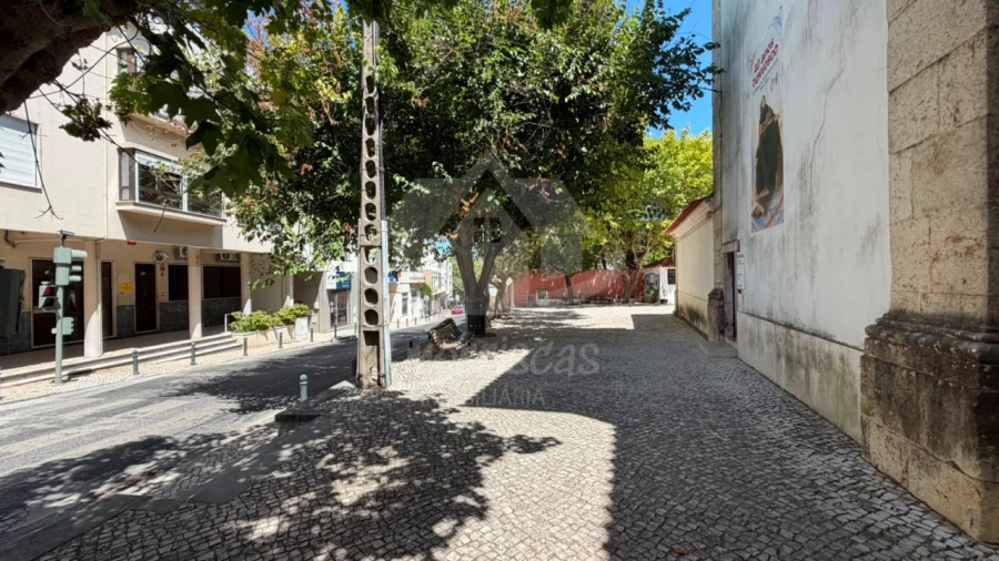 Apartamento T2 para Venda em Santa Iria de Azoia, São João da Talha e Bobadela Foto 30