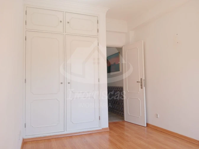 Apartamento T2 para Venda em Santa Iria de Azoia, São João da Talha e Bobadela Foto 10