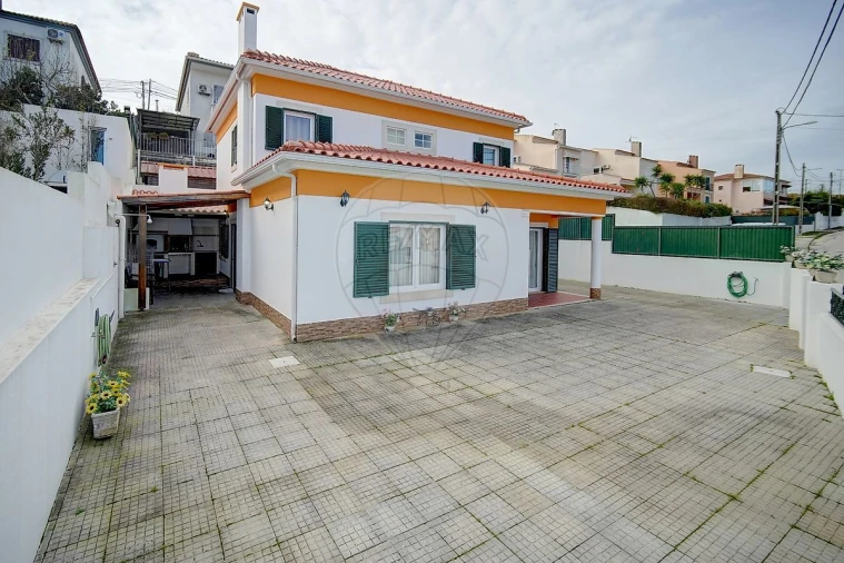 Moradia T3 para Venda em Sesimbra (Castelo) Foto 3