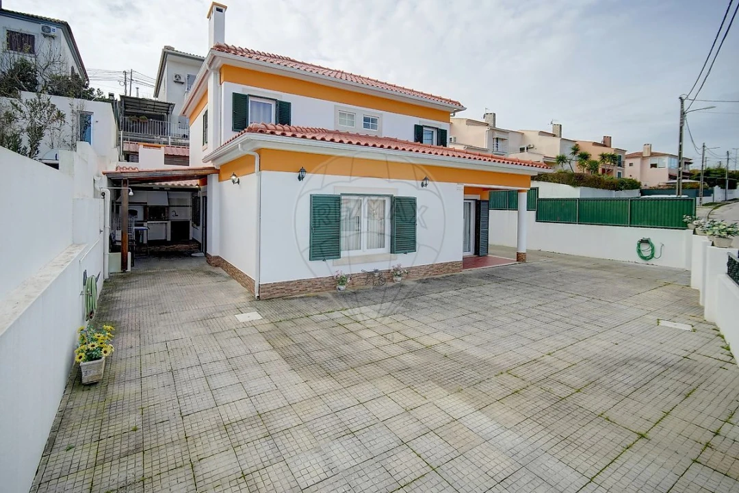 Moradia T3 para Venda em Sesimbra (Castelo) Foto 3