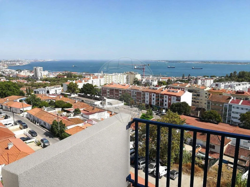 Apartamento T4 para Venda em União das Freguesias de Setúbal Foto 20