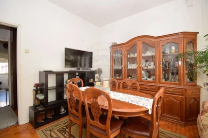 Apartamento T2 para Venda em Camarate, Unhos e Apelação